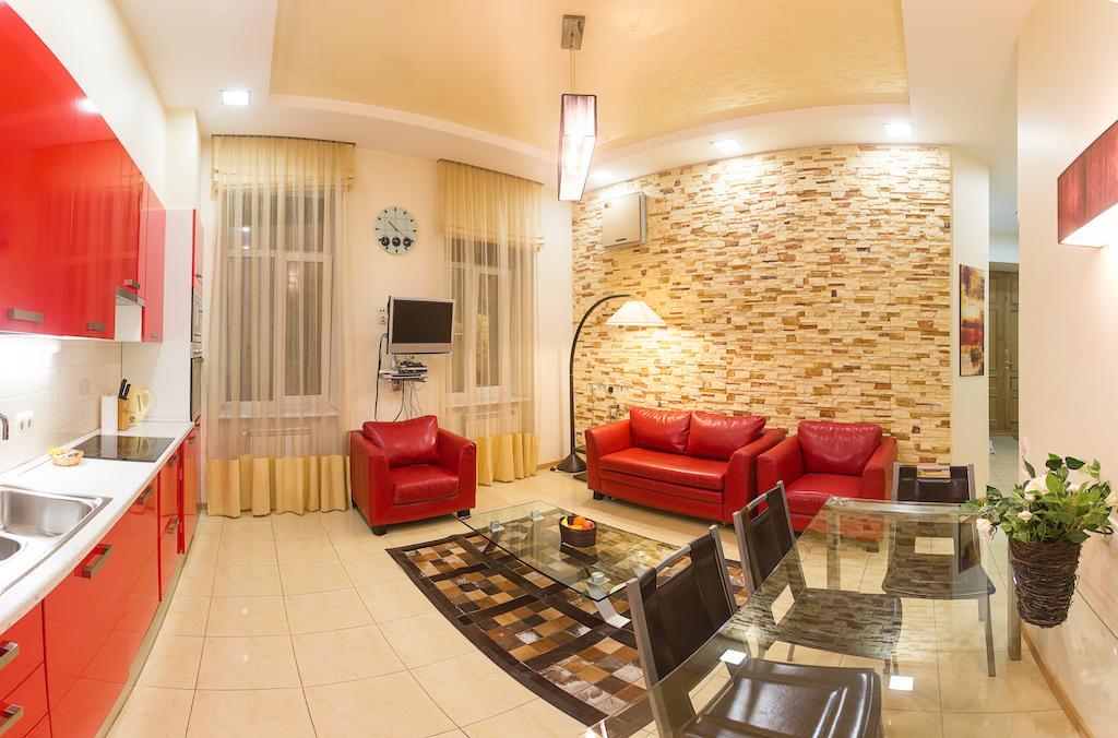 Alex Apartments near Independence Square - Kiev Chambre photo