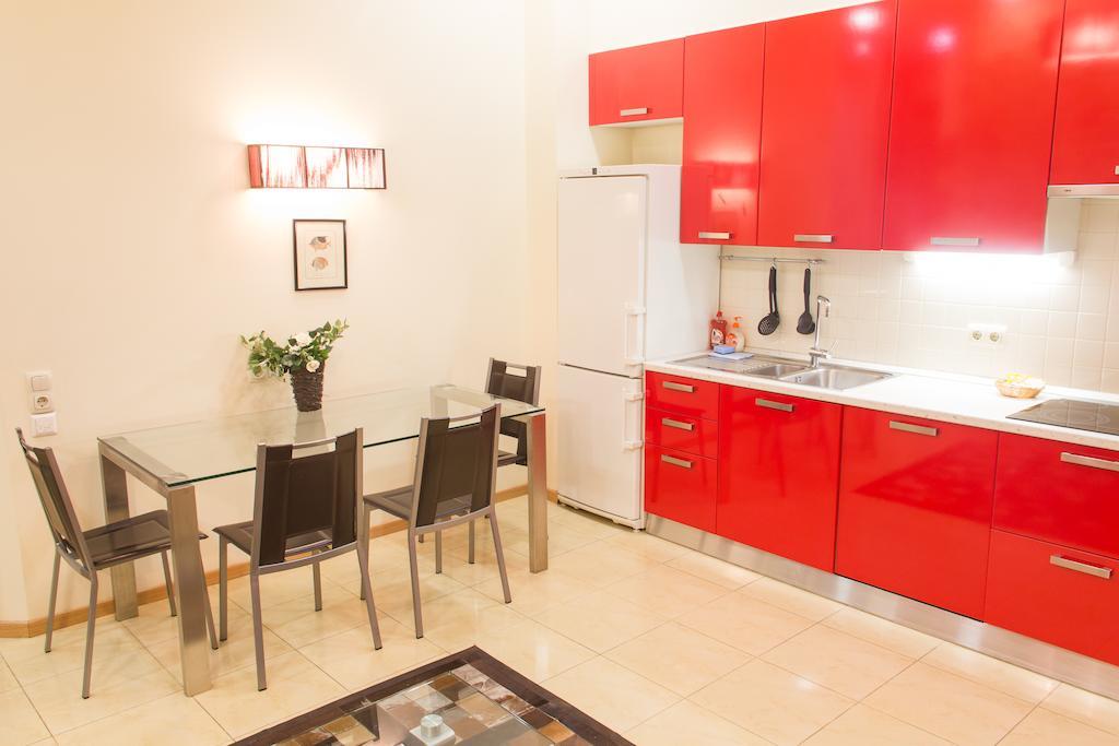 Alex Apartments near Independence Square - Kiev Extérieur photo